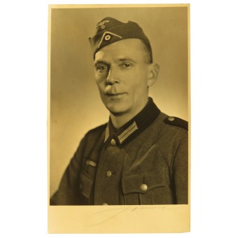 Foto eines Wehrmachtsinfanteristen im frühen M36-Uniformrock und Überseemütze. Espenlaub militaria